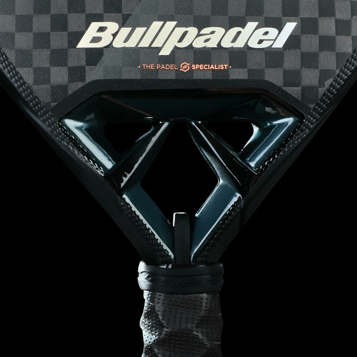 Bullpadel Padel Racket Bullpadel Vertex 04 Hybrid 2025 Titanium