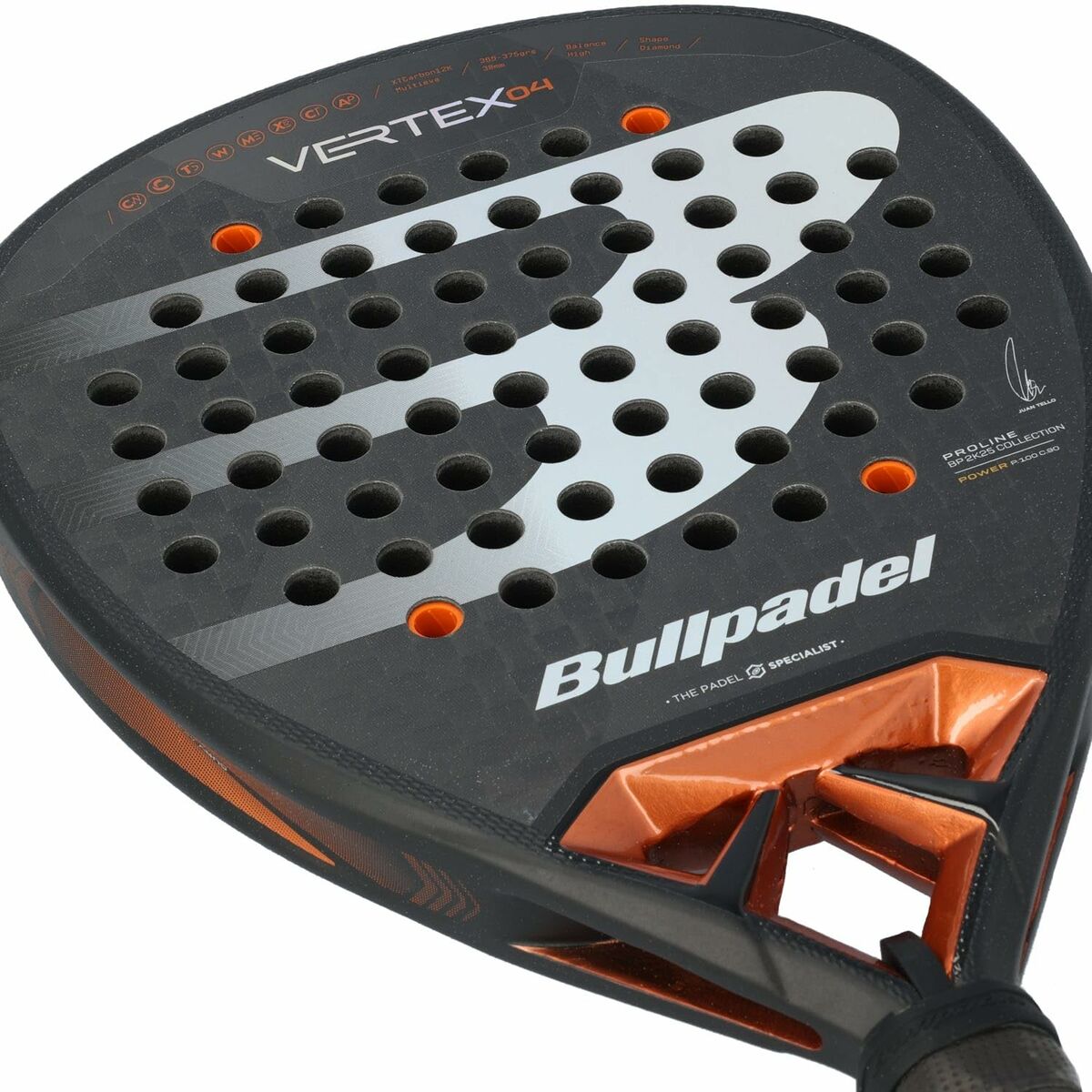 Bullpadel Padel Racket Bullpadel Vertex 04 2025 (Juan Tello)